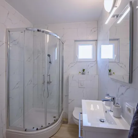 Apartamento Una, - Trogir *