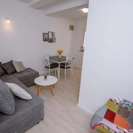 Una, - Trogir Apartamento *