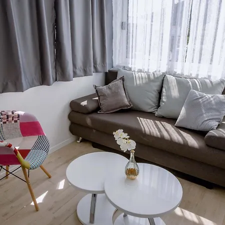 Una, - Trogir Apartamento