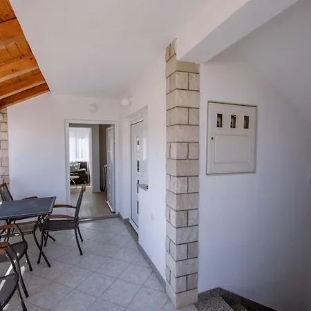 Una, - Trogir Appartamento Poljica (Trogir)