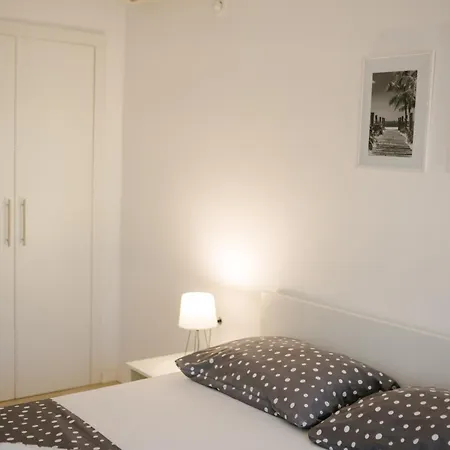 Appartamento Una, - Trogir